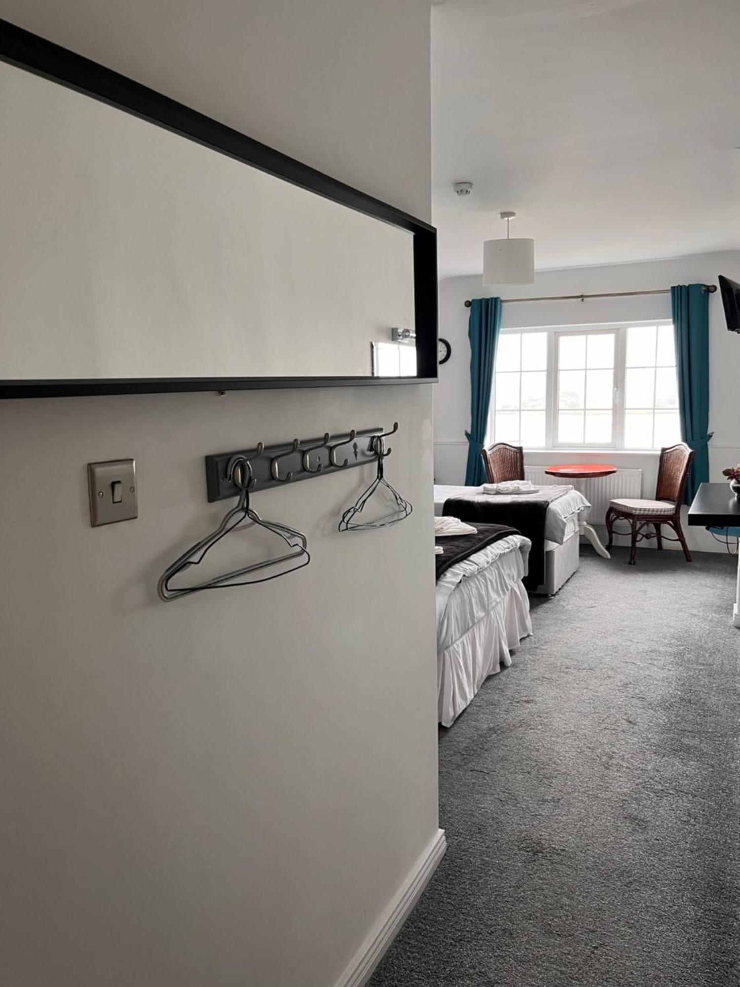 Hotel The Light House à Galway Chambre photo